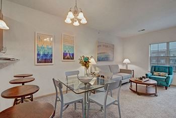 Dining room*